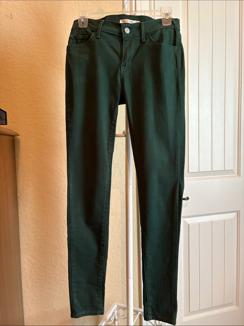 Levi’s 710 Super Skinny Women's Dark Green Slim Jeans
